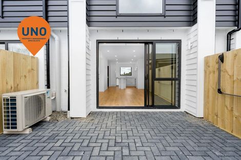 Photo of property in 6/2 Windermere Crescent, Blockhouse Bay, Auckland, 0600