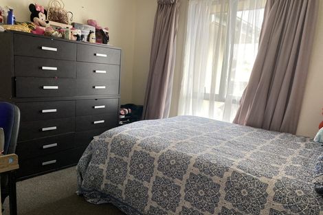 Photo of property in 324 West Coast Road, Glen Eden, Auckland, 0602