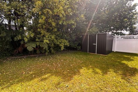 Photo of property in 17 Selwyn Road, Manurewa, Auckland, 2102