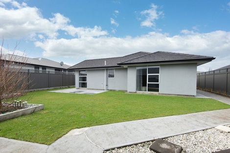 Photo of property in 15 Caledonia Drive, Mosgiel, 9024
