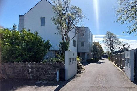 Photo of property in 4/17 Eversleigh Street, St Albans, Christchurch, 8014