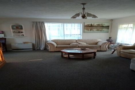 Photo of property in 118 Gemstone Drive, Birchville, Upper Hutt, 5018