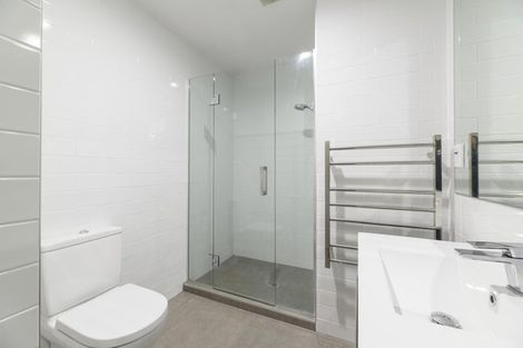 Photo of property in 2/30 Augustus Terrace, Parnell, Auckland, 1052