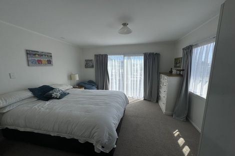 Photo of property in 85 Kahukura Avenue, Waitarere Beach, Levin, 5510