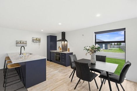Photo of property in 19 Dalwood Crescent, Rolleston, 7614