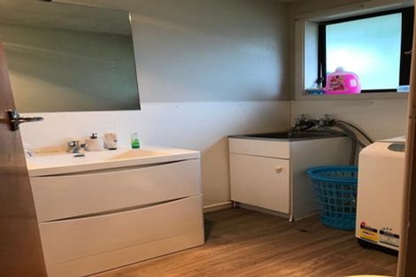 Photo of property in 4/28 Peer Street, Upper Riccarton, Christchurch, 8041