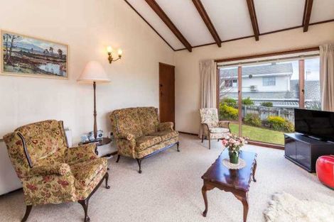 Photo of property in 2/15 Hilden Place, Hilltop, Taupo, 3330
