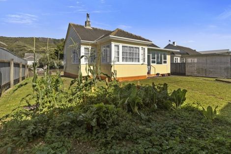 Photo of property in 7 Poole Street, Taita, Lower Hutt, 5011