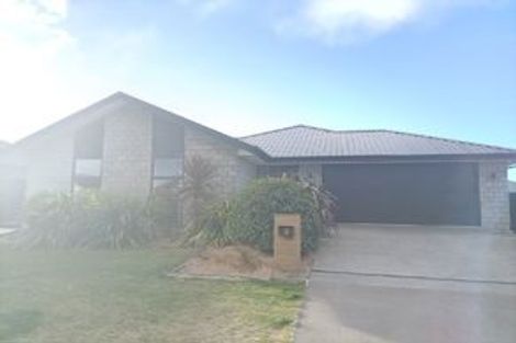 Photo of property in 3 Cedric Place, Darfield, 7510