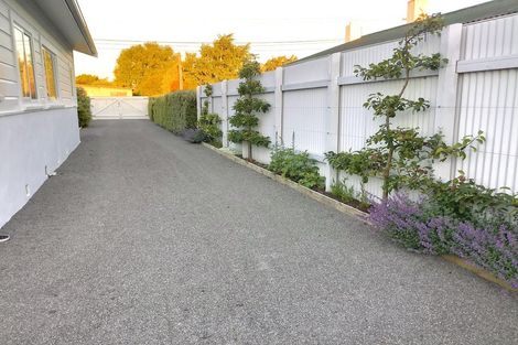 Photo of property in 2 Naples Street, Martinborough, 5711