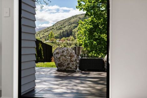 Photo of property in 37 Red Cottage Drive, Lake Hayes, Queenstown, 9304