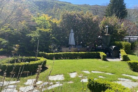 Photo of property in 15 Cardigan Street, Arrowtown, 9302