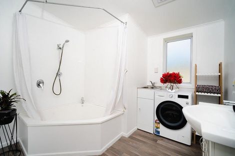 Photo of property in 9 Kinsman Street, Kaikorai, Dunedin, 9010