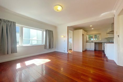 Photo of property in 38 Ngaiwi Street, Orakei, Auckland, 1071