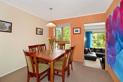 Photo of property in 18 Barlow Place, Chatswood, Auckland, 0626