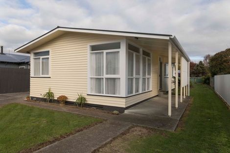 Photo of property in 2a Gertrude Street, Dannevirke, 4930
