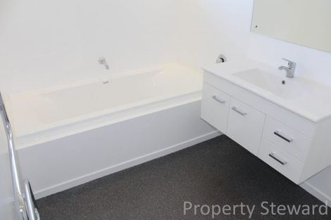 Photo of property in 2 Alfred Place, Fairfield, Dunedin, 9018