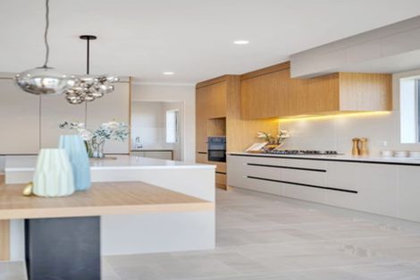 Photo of property in 25 Elevation Street, Flat Bush, Auckland, 2019