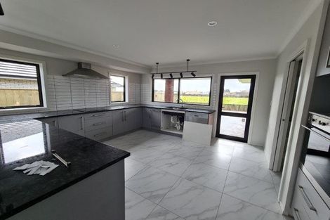 Photo of property in 40 Whatumairangi Way, Owhata, Rotorua, 3010