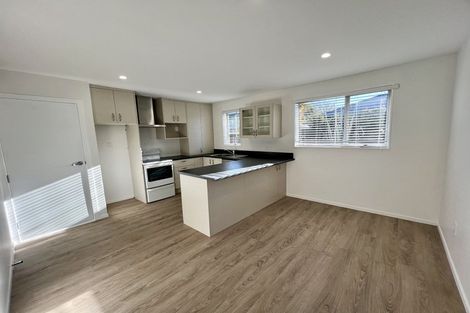 Photo of property in 2/35 Oldwood Street, Bishopdale, Christchurch, 8053