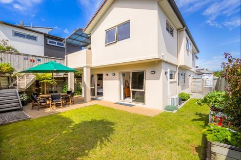 Photo of property in 5 Yale Street, Mount Maunganui, 3116