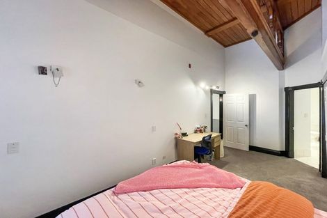 Photo of property in Whitmore Apartments, 1b/7 Stout Street, Wellington Central, Wellington, 6011