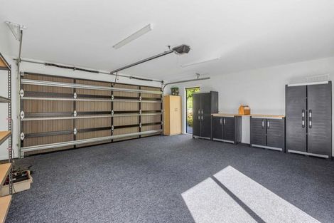 Photo of property in 102 Vipond Road, Stanmore Bay, Whangaparaoa, 0932
