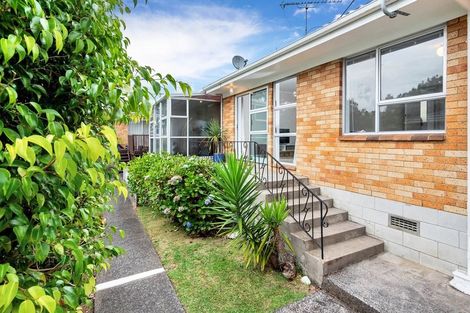 Photo of property in 3/113 Seabrook Avenue, New Lynn, Auckland, 0600