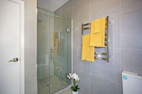 Photo of property in 19 Mellsop Avenue, Waiuku, 2123