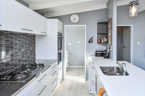 Photo of property in 6 Puriri Avenue, Kaiaua, Pokeno, 2473