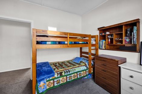 Photo of property in 464 South Road, Omata, New Plymouth, 4374