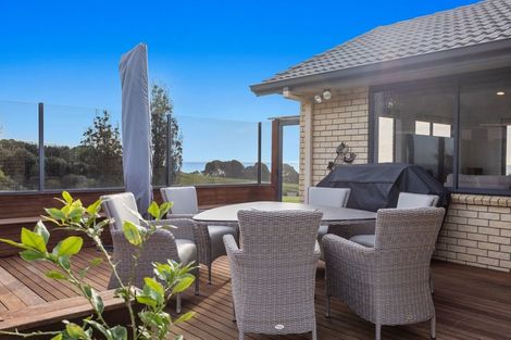 Photo of property in 45 Beach Road, Tirohanga, Opotiki, 3197