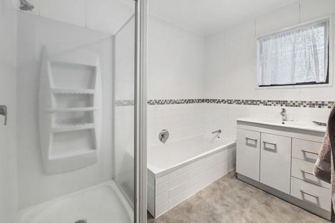 Photo of property in 8 Wychwood Crescent, Springfield, Rotorua, 3015