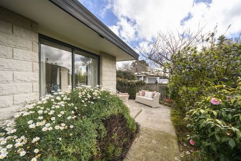 Photo of property in 28 Swansea Street, Hokowhitu, Palmerston North, 4410