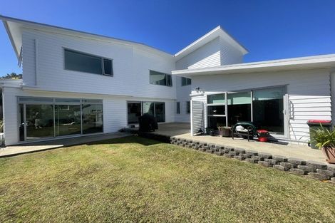 Photo of property in 67 Aberley Road, Schnapper Rock, Auckland, 0632