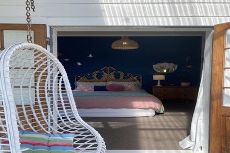 Photo of property in 54 Belt Road, New Plymouth, 4310