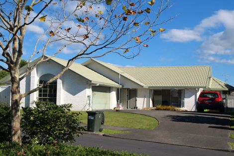 Photo of property in 9 Ravensdale Rise, Northpark, Auckland, 2013