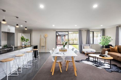 Photo of property in 97 Te Manatu Drive, Huntington, Hamilton, 3210