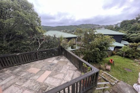 Photo of property in 142 The Ridgeway, Mornington, Wellington, 6021