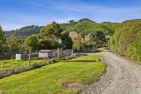 Photo of property in 240 Huia Street, Waikanae, 5391