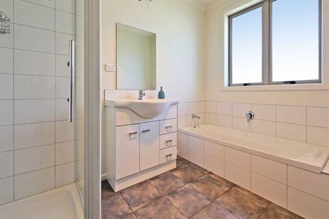 Photo of property in 85a Napier Road, Havelock North, 4130