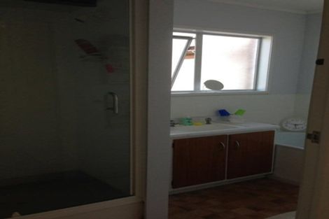 Photo of property in 2/50 Te Kanawa Crescent, Henderson, Auckland, 0610