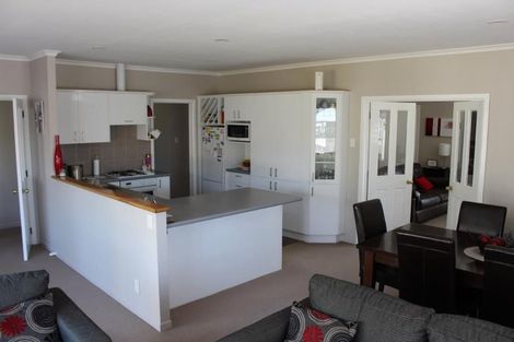 Photo of property in 177 Mangorei Road, Merrilands, New Plymouth, 4312