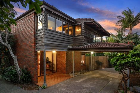 Photo of property in 2/22 Saltburn Road, Milford, Auckland, 0620