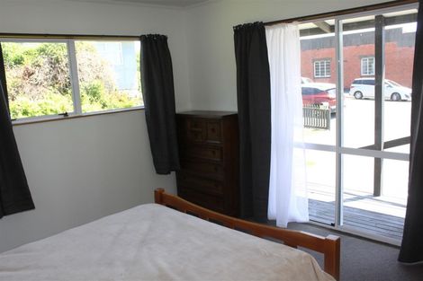 Photo of property in 6 Queen Street, Parkside, Timaru, 7910