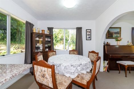 Photo of property in 37 Kohekohe Street, New Lynn, Auckland, 0600