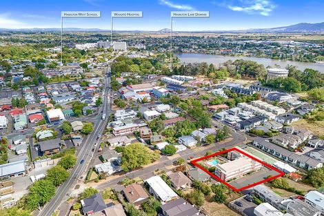 Photo of property in 2/10 Hunter Street, Hamilton Lake, Hamilton, 3204