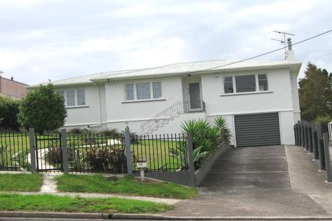 Photo of property in 49 Glengarry Road, Glen Eden, Auckland, 0602