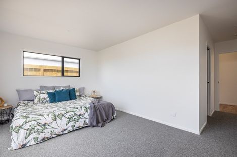 Photo of property in 72 Aratapu Street, Waitara, 4320