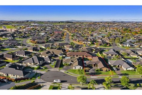 Photo of property in 12 Whitford Place, Rototuna North, Hamilton, 3210